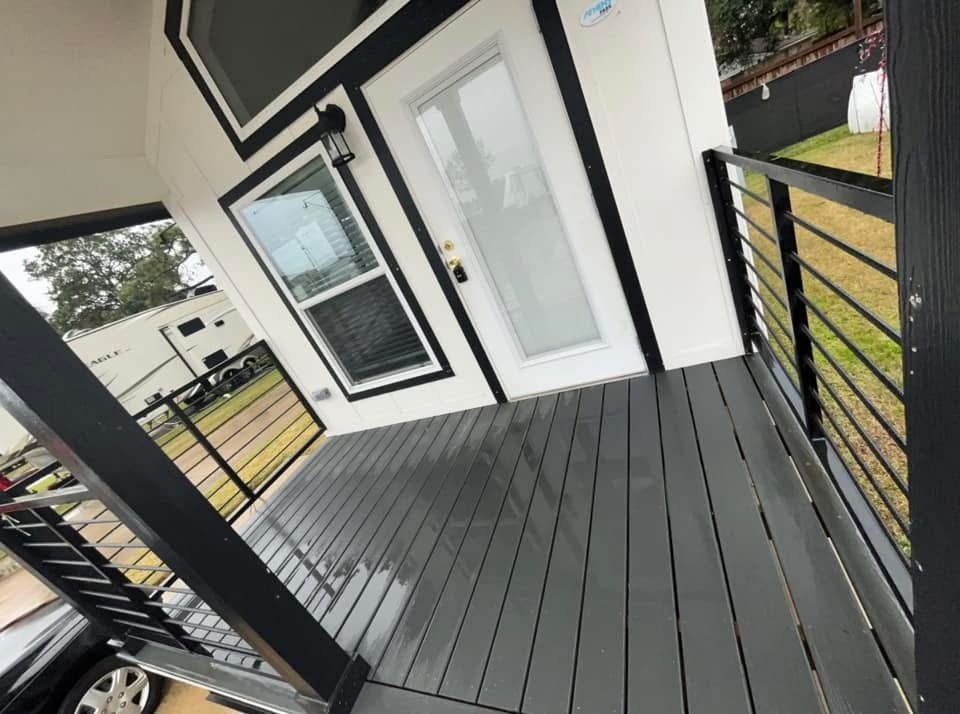 The Champion - Image 3