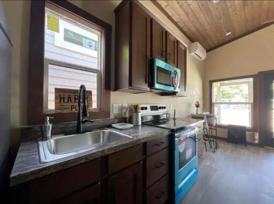 The Sunbeam - Image 13